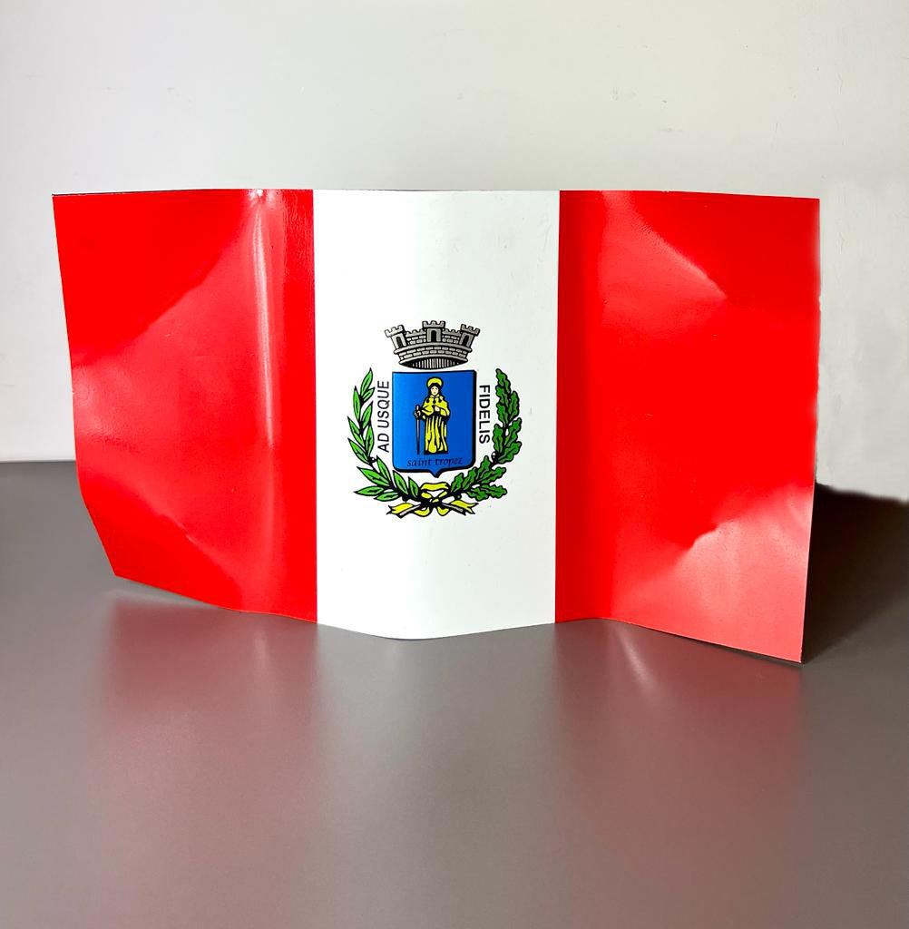 Sculpture Drapeau Tropezien