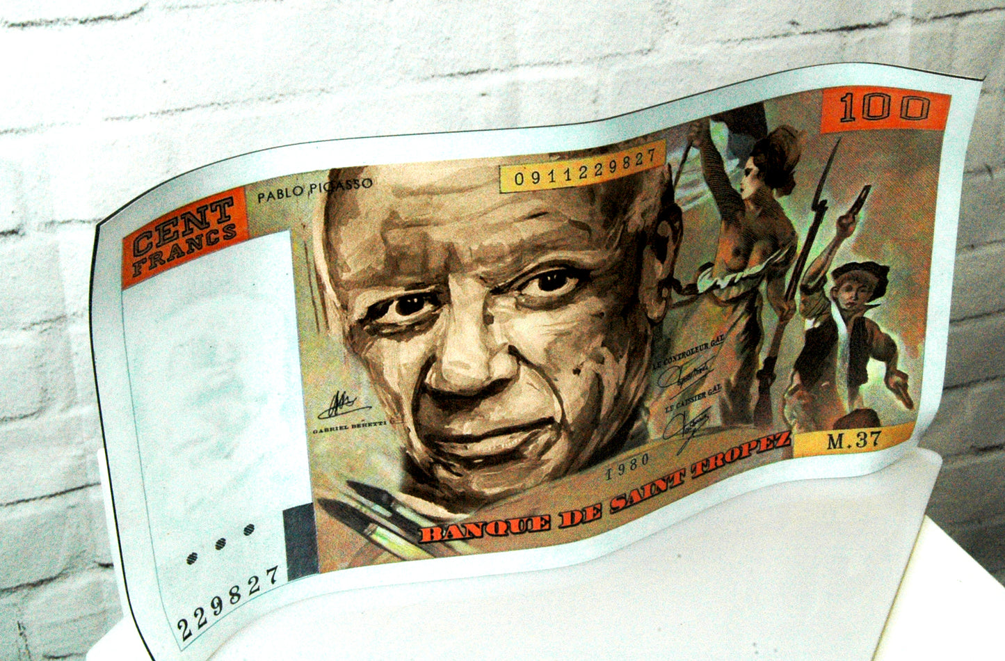 Sculpture billet 100 francs aluminium